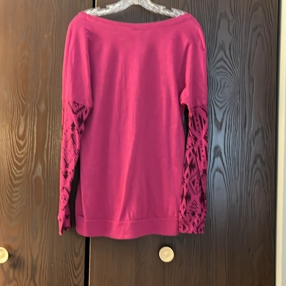 Pink long sleeved raspberry colored top. Size XS. - Picture 6 of 8